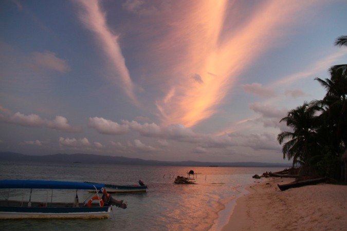 Sunset, Coco Blanco cay, San Blas Islands, Panama