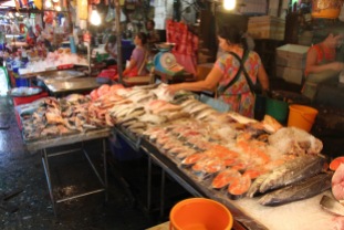 Khlong Toei wet market, Bangkok, Thailand